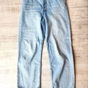 Levi ribcage straight denim